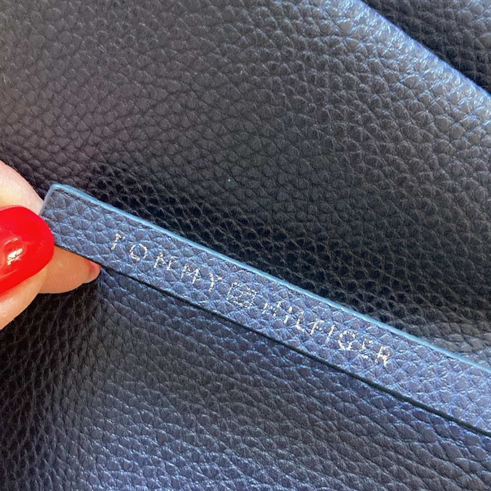 Tommy Hilfiger Navy Red Bag - Picture 11 of 13